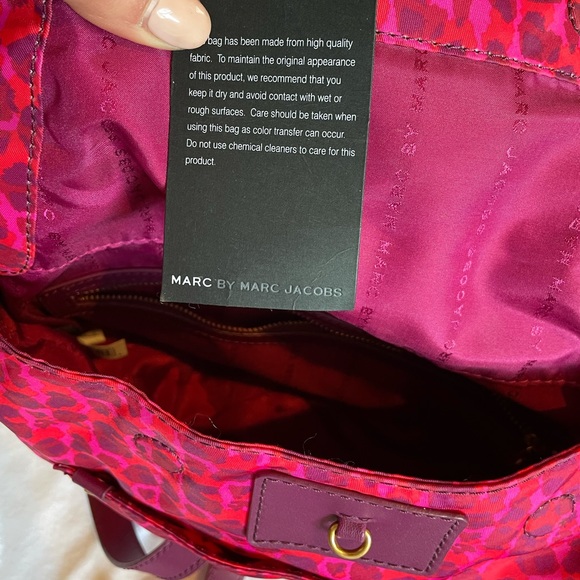 Marc by Marc Jacobs Preppy Isa Natasha Purse - Picture 8 of 13